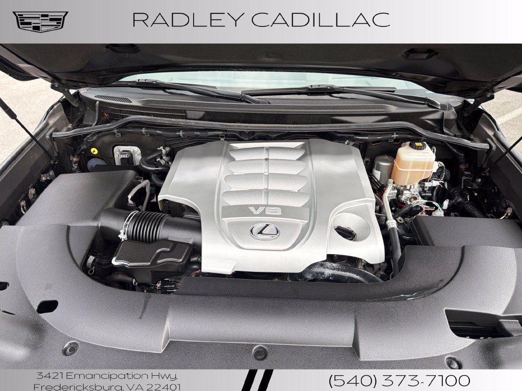 Used 2019 Lexus LX 570 4WD w/ Luxury Package image 16
