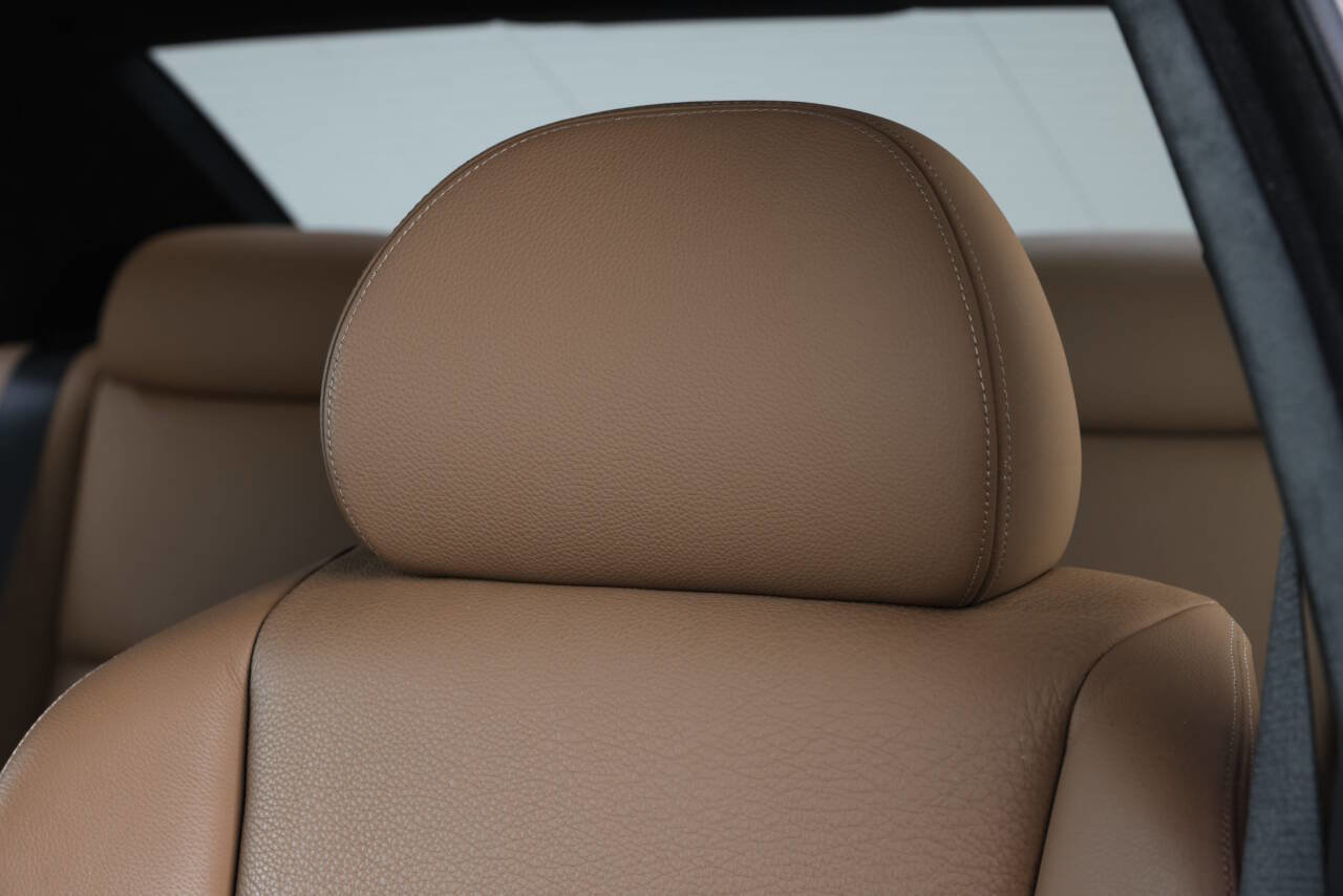 Used 2006 BMW M5 image 78