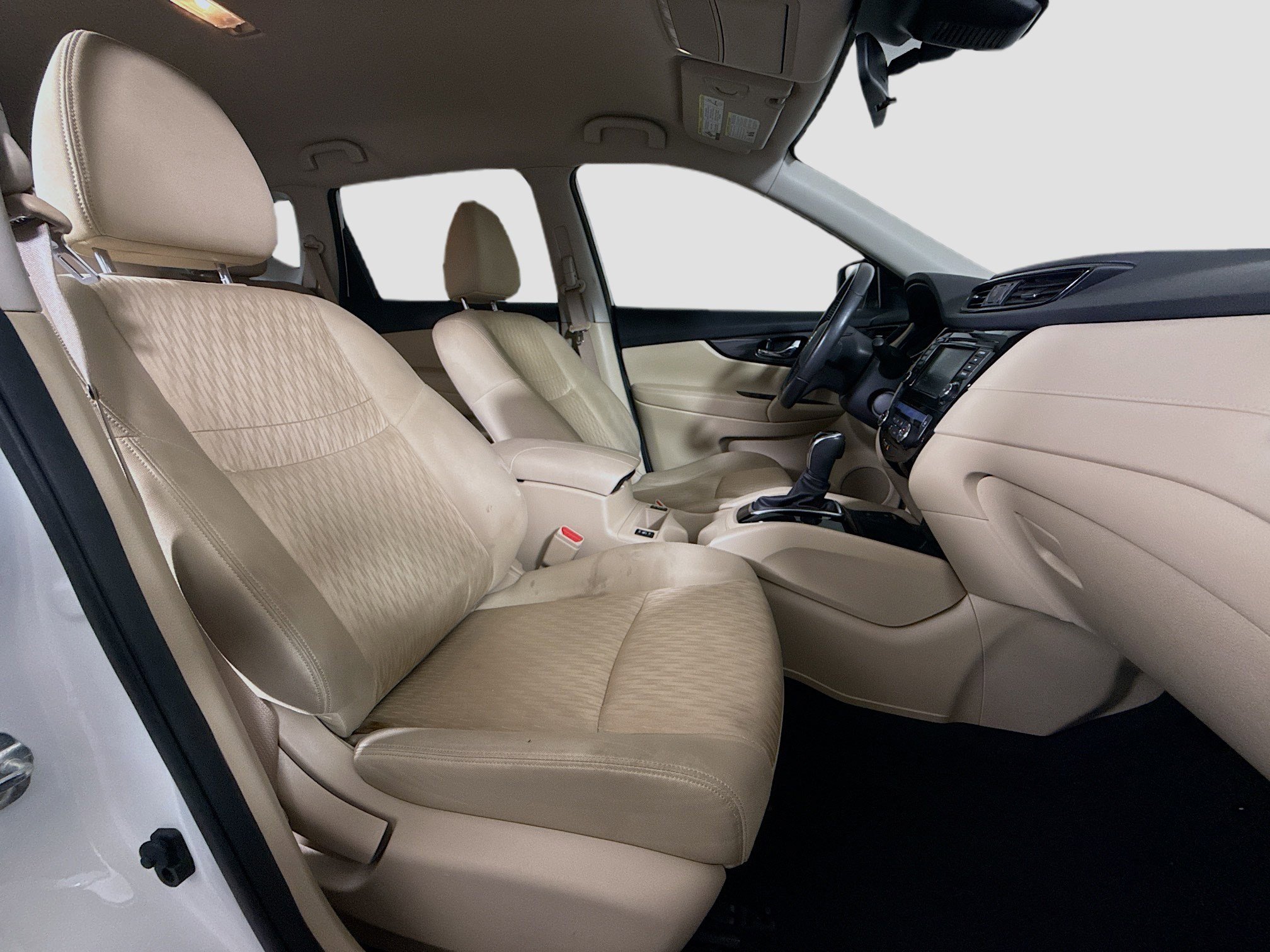 Used 2019 Nissan Rogue SV w/ Premium Package image 29