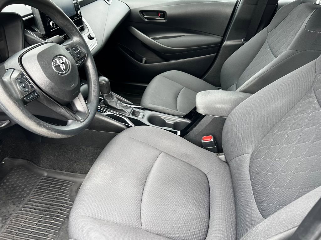 Used 2022 Toyota Corolla LE image 7