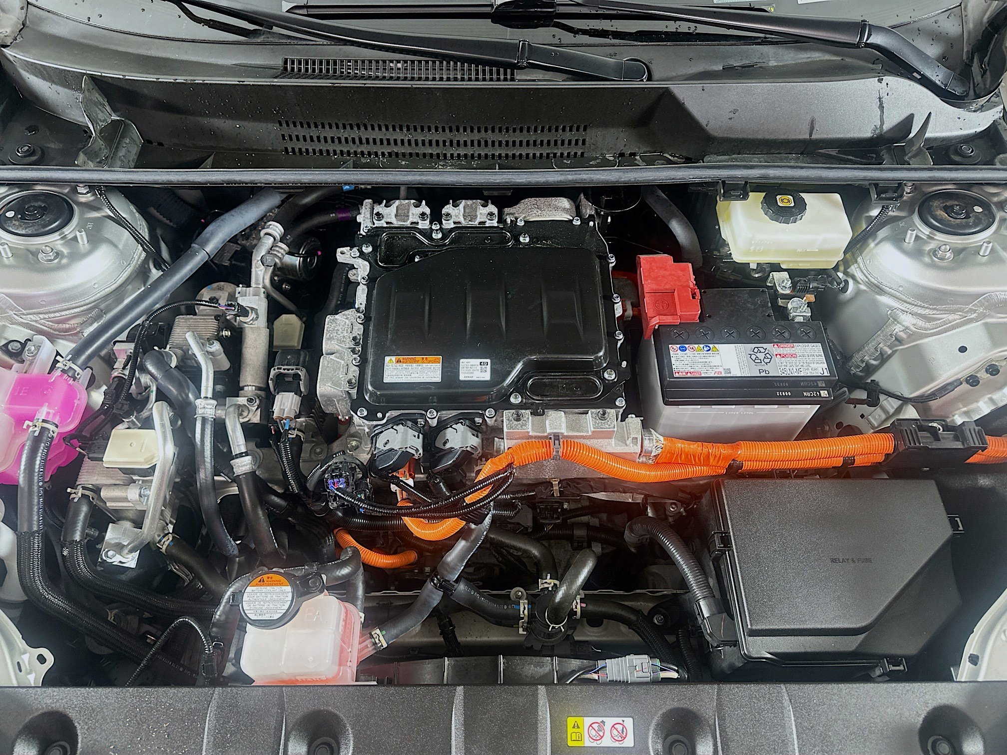 Used 2023 Toyota bZ4X XLE w/ Weather Package FWD image 31