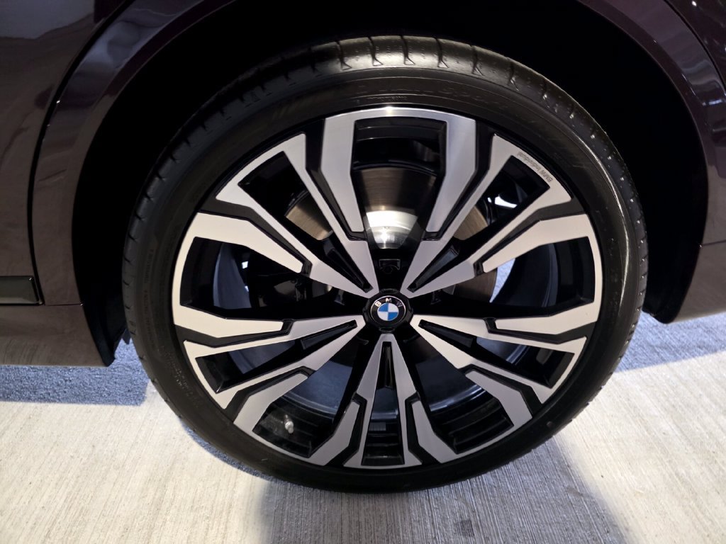 New 2027 BMW X7 M60i AWD/4WD image 6