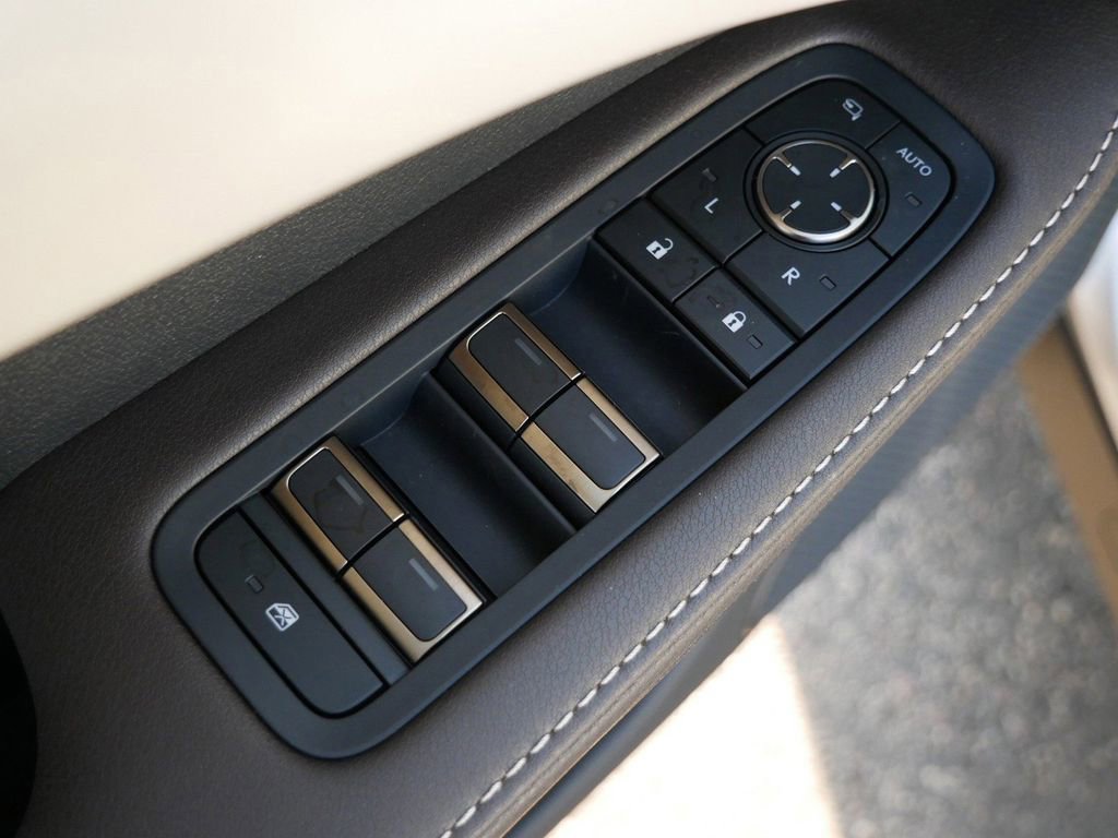 New 2026 Lexus RX 450h AWD image 15