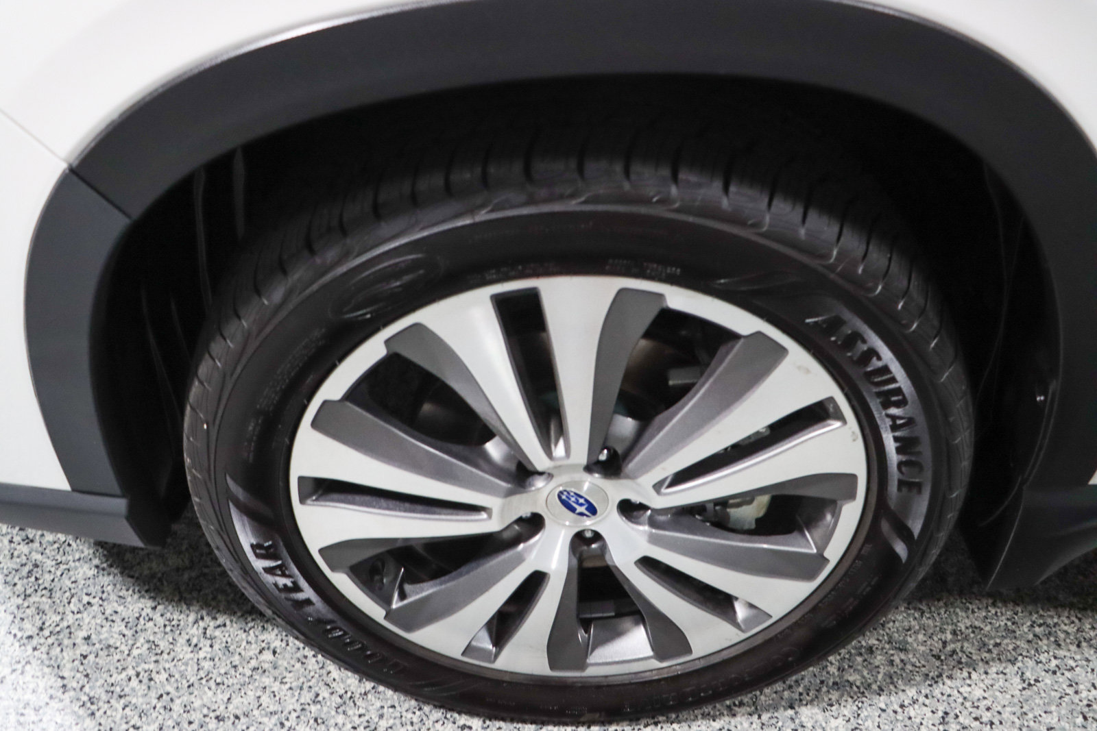 Used 2020 Subaru Ascent Limited w/ Technology Package image 11