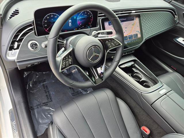 Used 2026 Mercedes-Benz E 350 4MATIC Sedan image 9