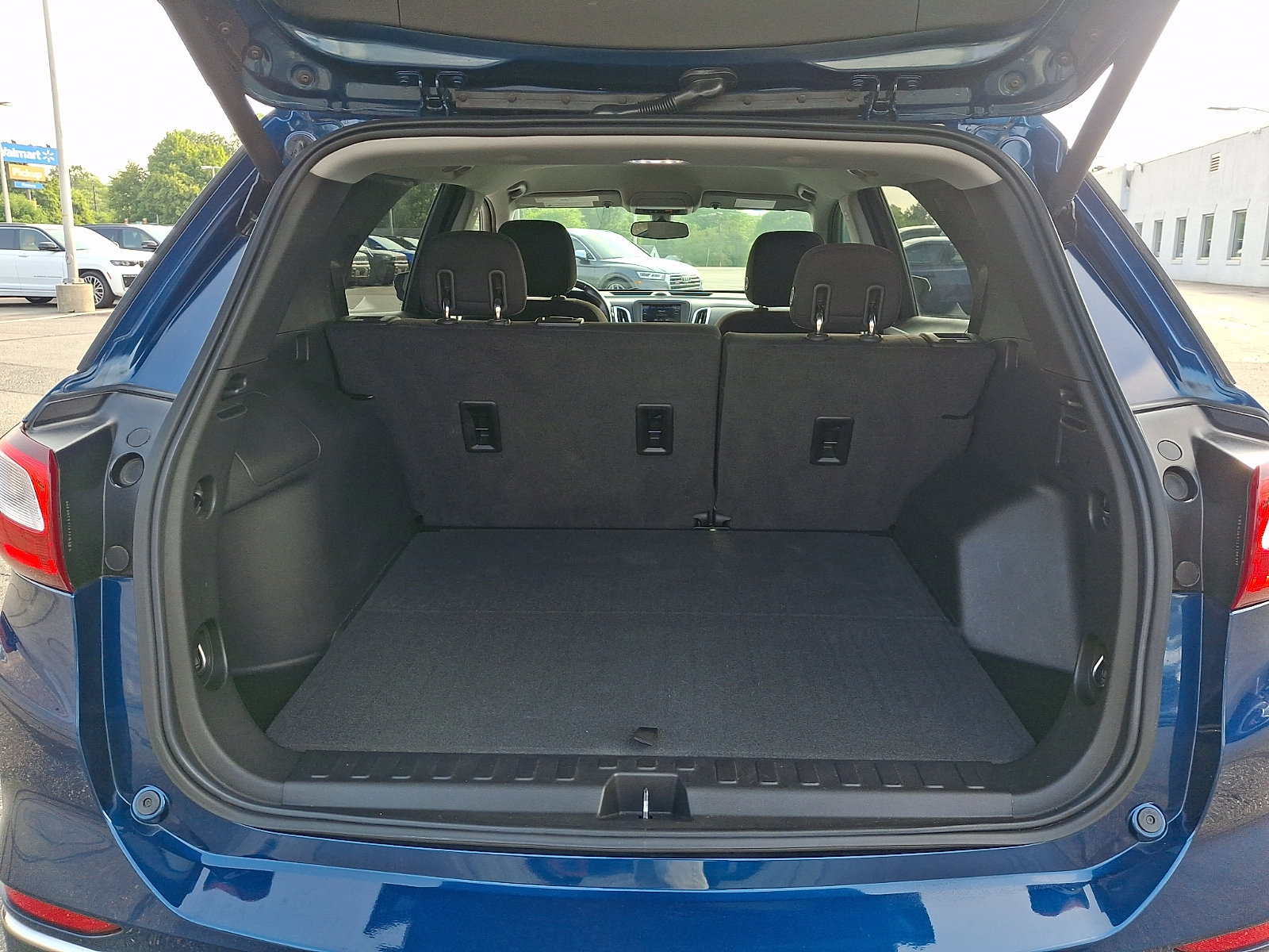 Used 2019 Chevrolet Equinox LT AWD/4WD image 28