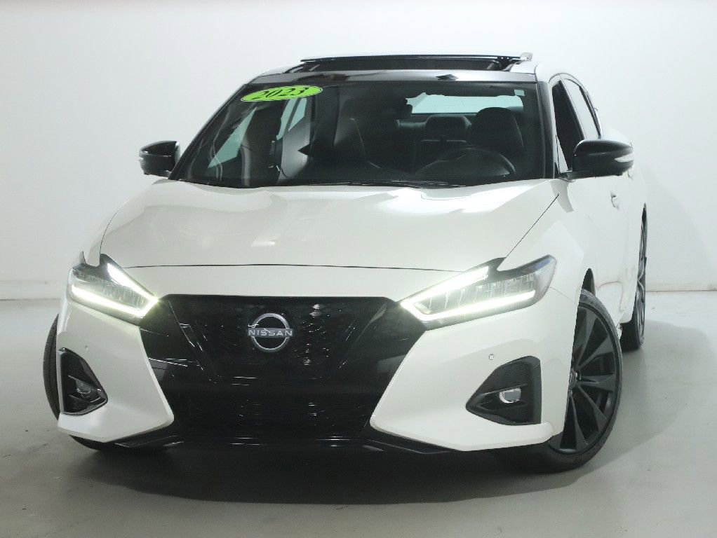 Certified 2023 Nissan Maxima SR w/ Sport Mat Group image 5