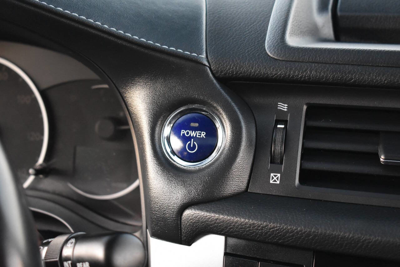 Used 2013 Lexus CT 200h image 54
