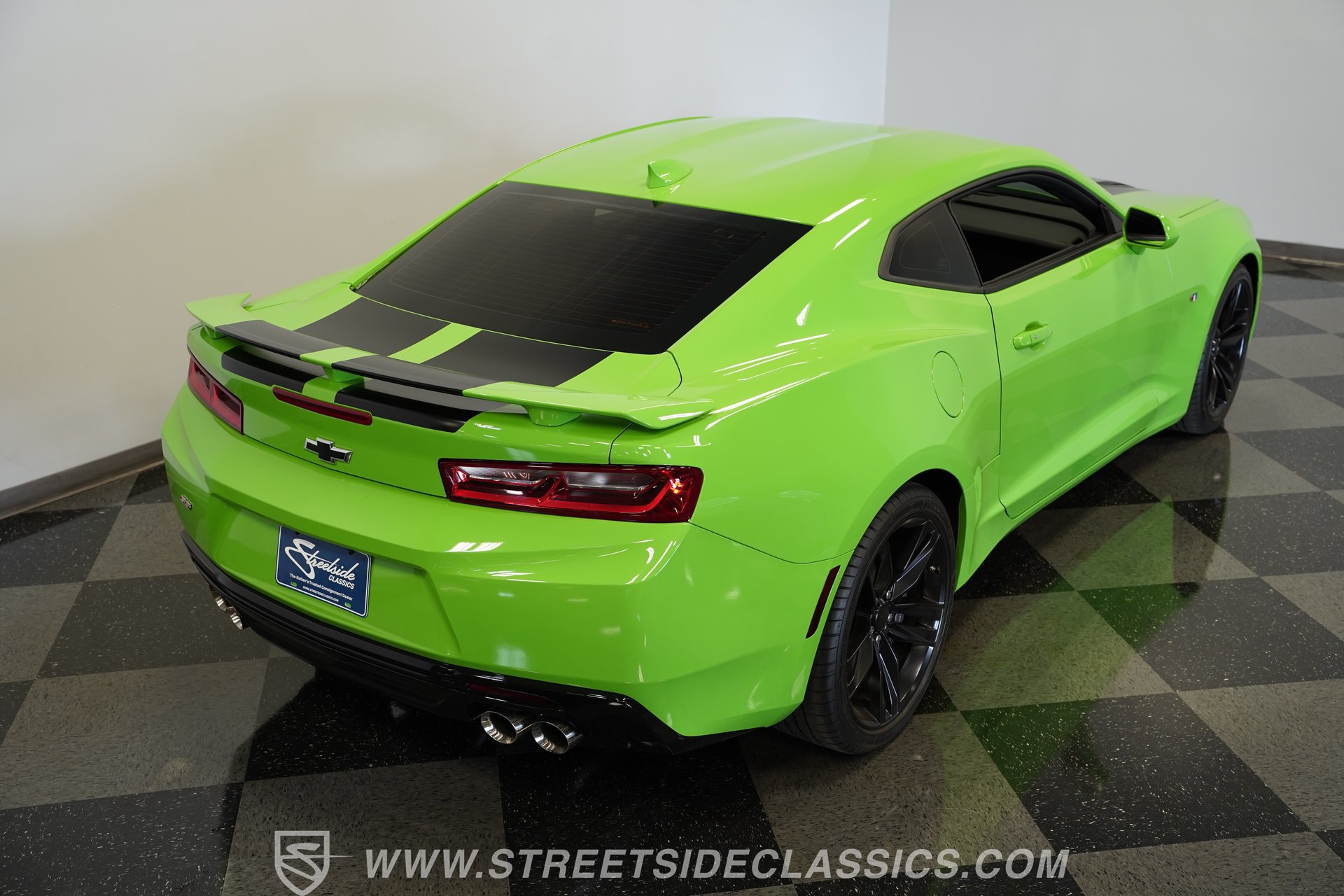 Used 2017 Chevrolet Camaro SS RWD image 29