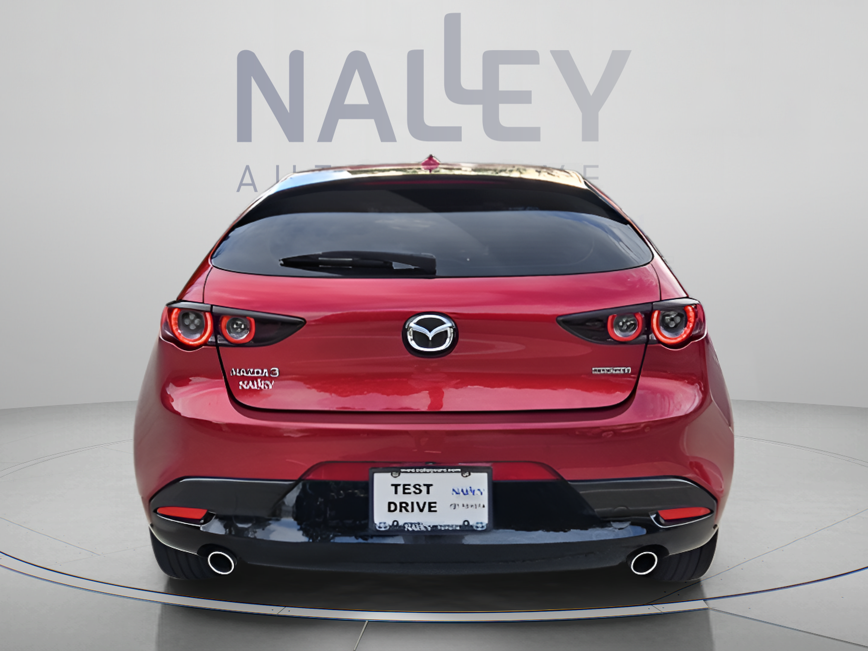 Used 2020 MAZDA MAZDA3 Hatchback w/ Premium Package FWD image 4