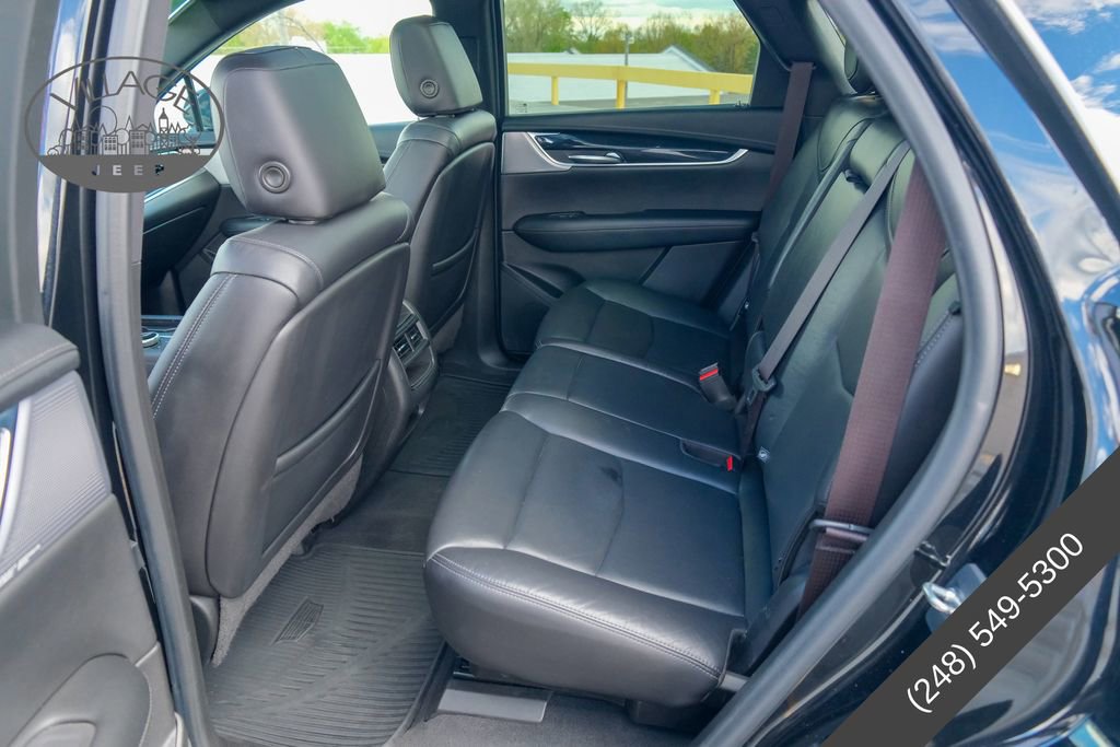 Used 2020 Cadillac XT5 Premium Luxury FWD image 12