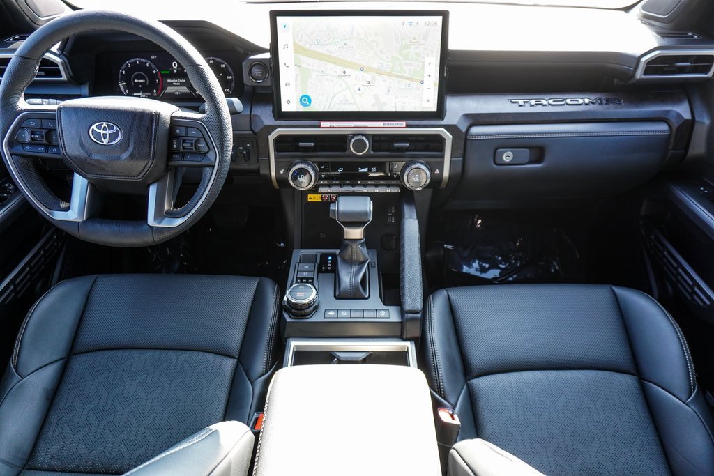 Used 2025 Toyota Tacoma Limited image 14