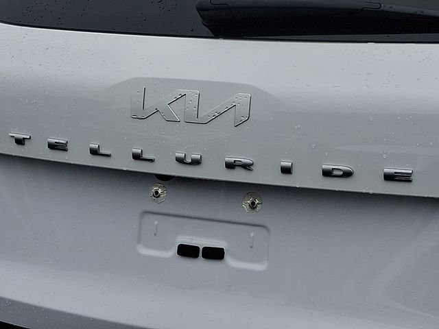 Used 2022 Kia Telluride EX image 32