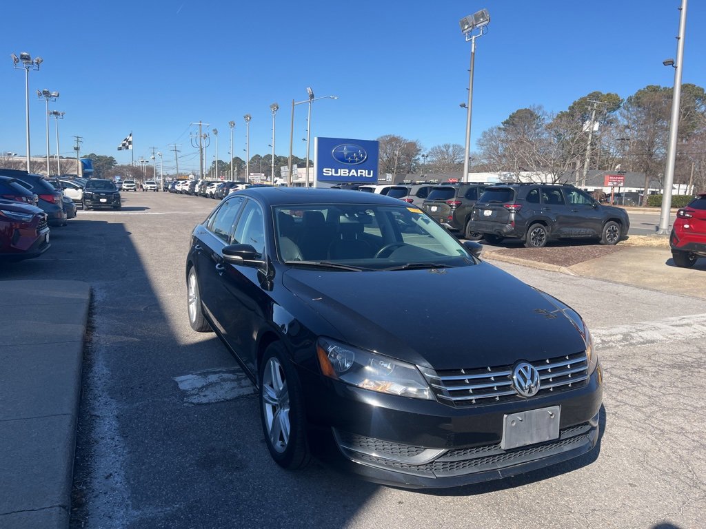 Used 2014 Volkswagen Passat TDI SE image 2