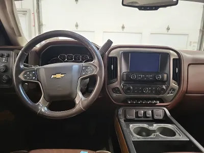 Used 2019 Ford F150 XLT w/ Equipment Group 302A Luxury AWD/4WD image 10