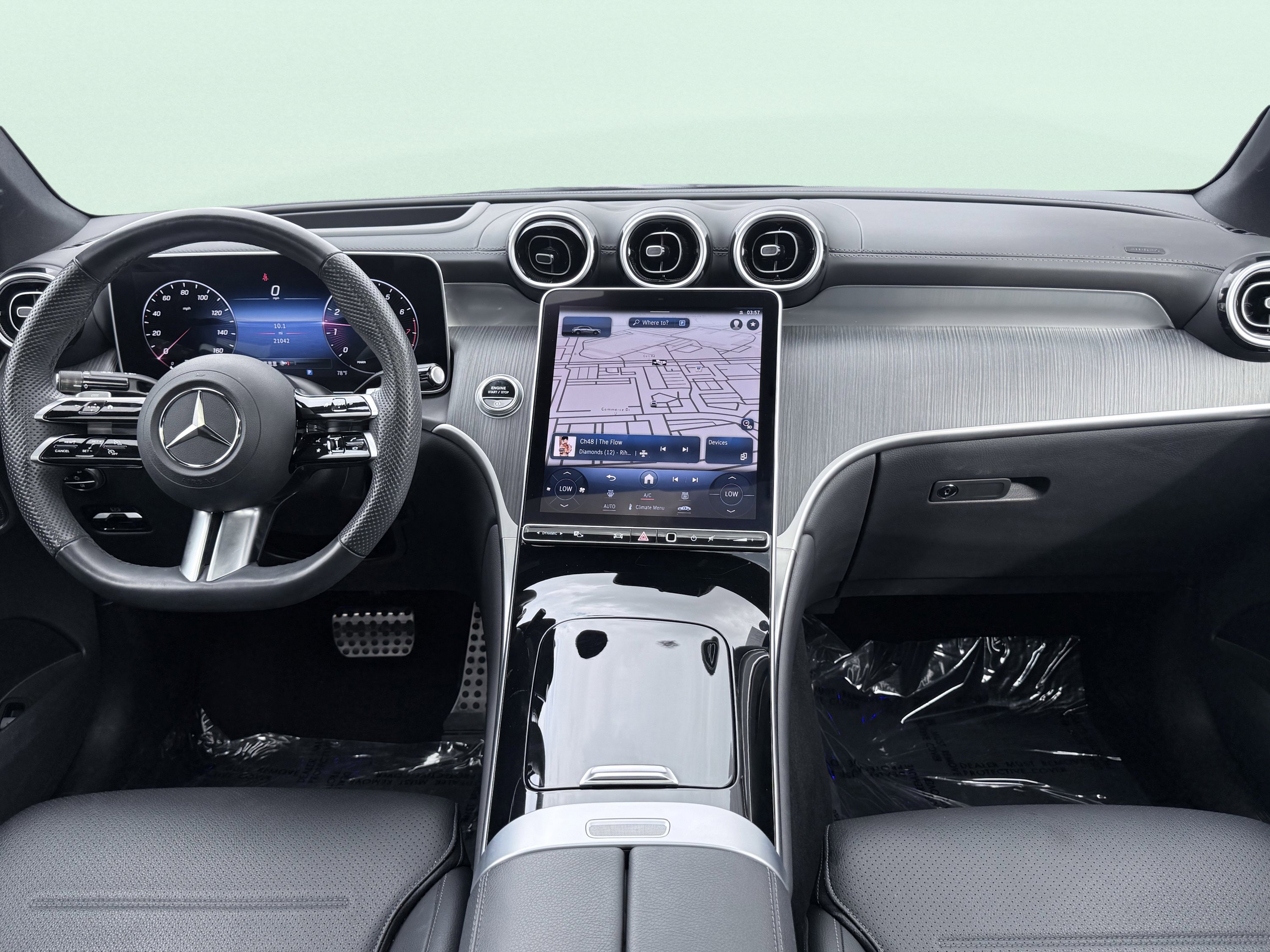 Used 2024 Mercedes-Benz GLC 300 4MATIC w/ AMG Line image 57