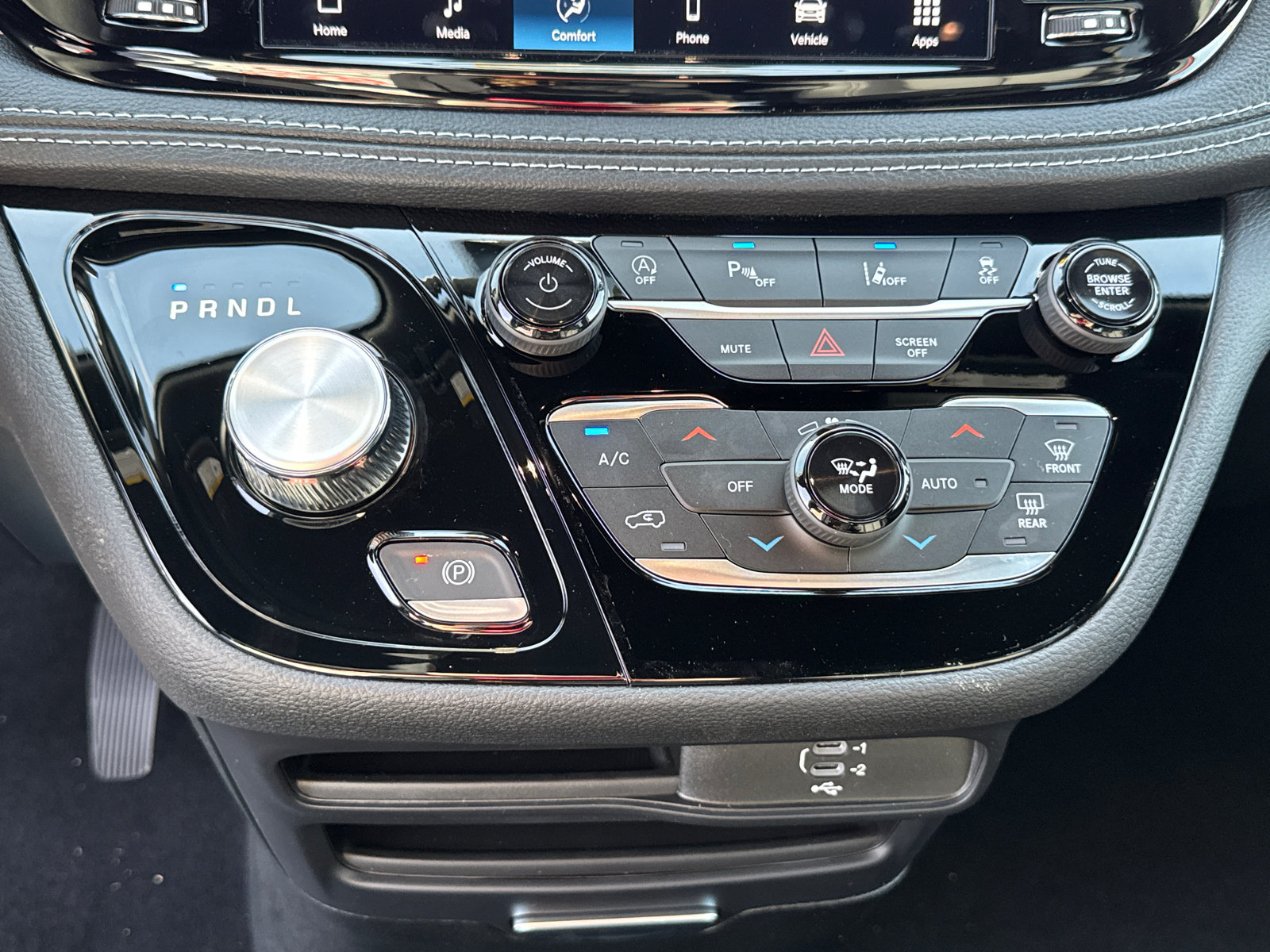 New 2026 Chrysler Pacifica Select w/ S Appearance Package FWD image 13