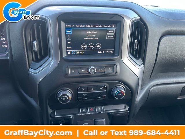 Used 2019 Chevrolet Silverado 1500 Custom image 18