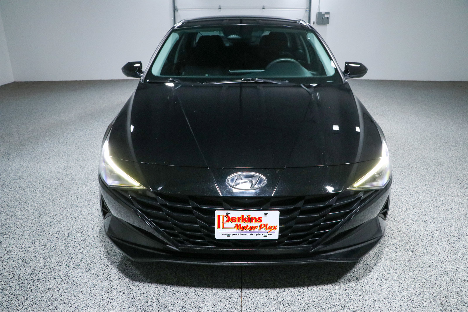 Used 2023 Hyundai Elantra SEL FWD image 4