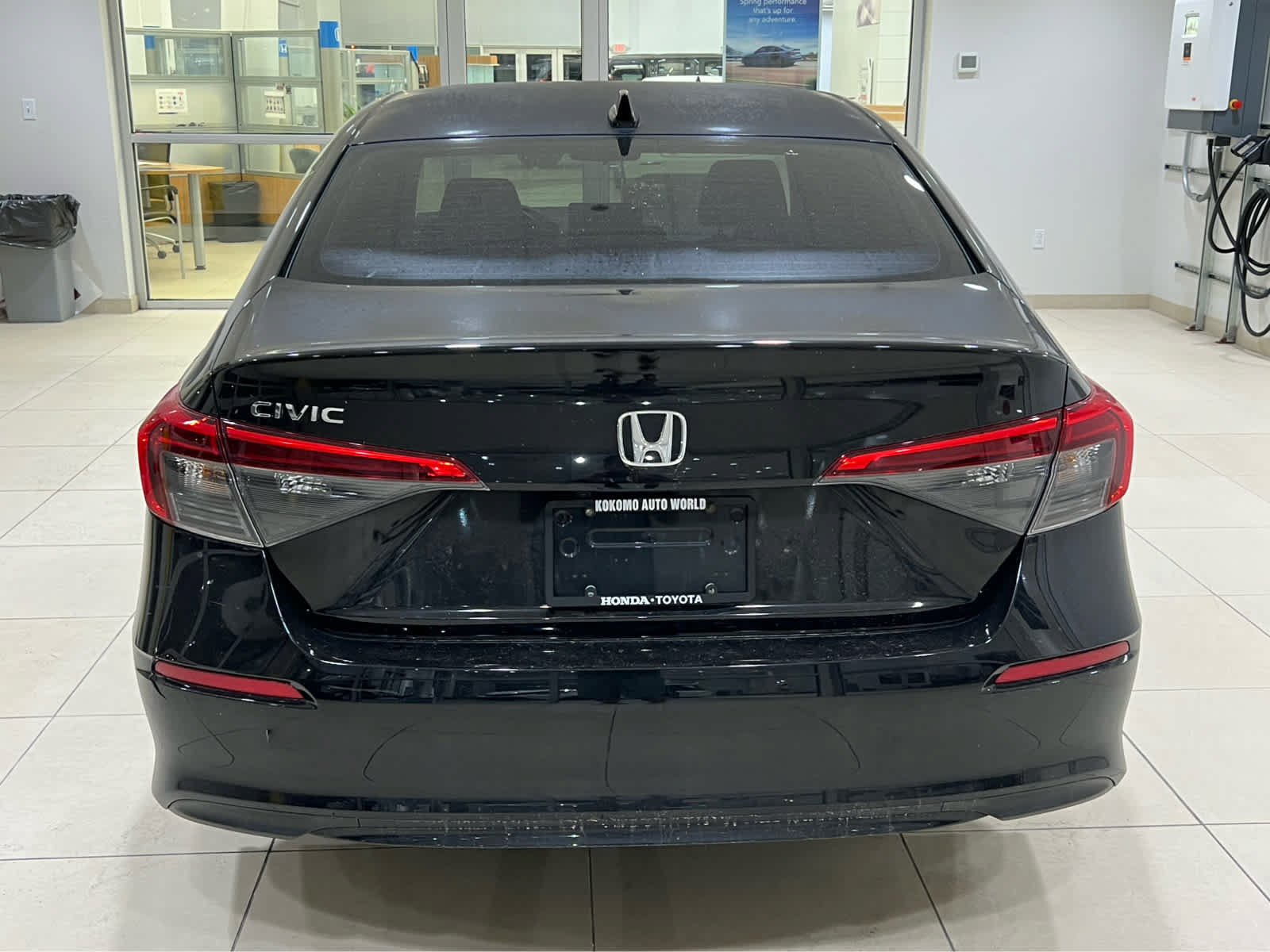 Used 2024 Honda Civic EX image 5