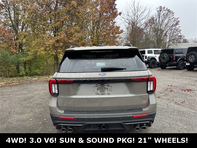 New 2026 Ford Explorer ST w/ Sun And Sound Package image 30