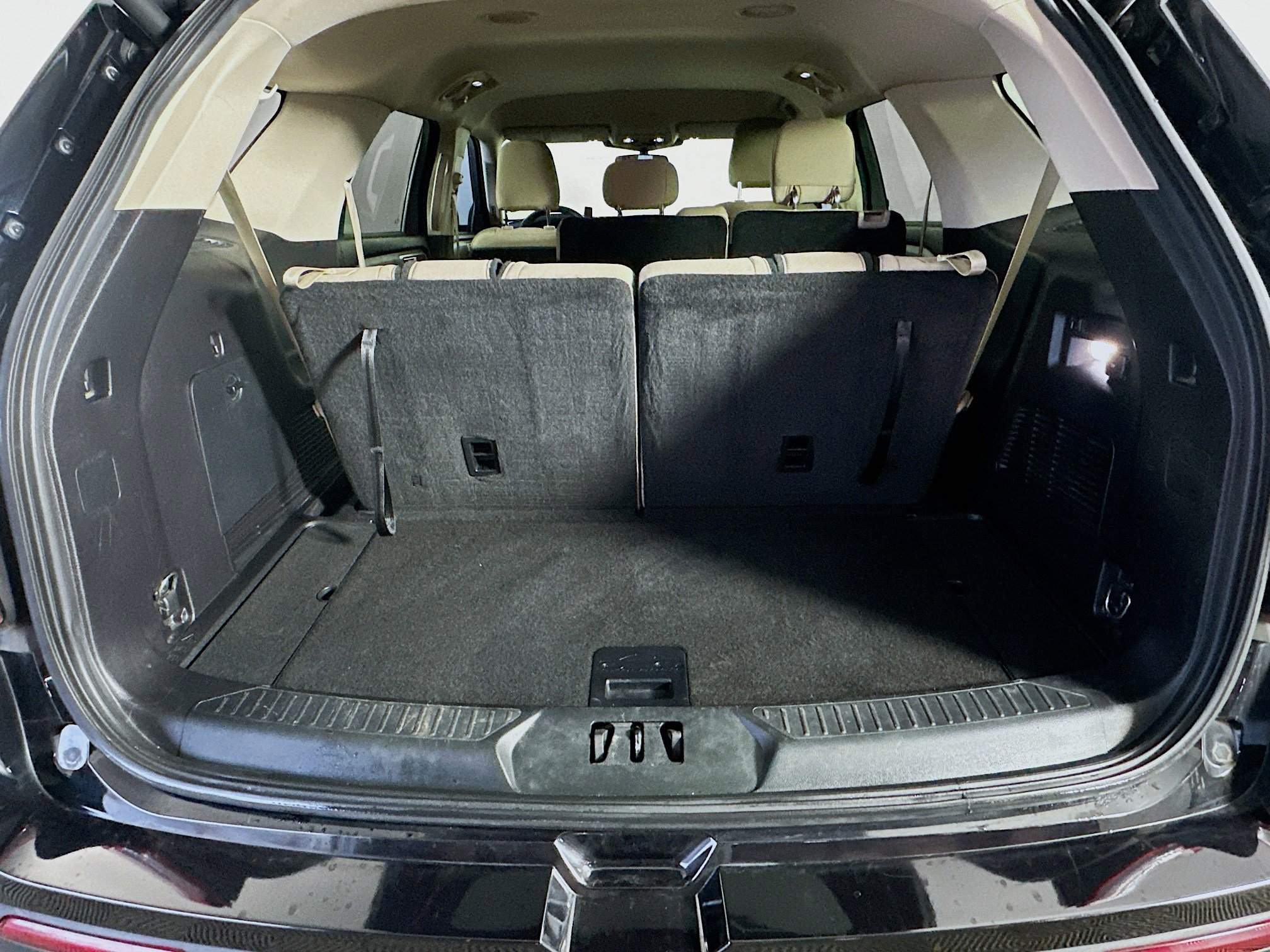 Used 2020 Ford Explorer 2WD w/ Class III Trailer Tow Package image 30