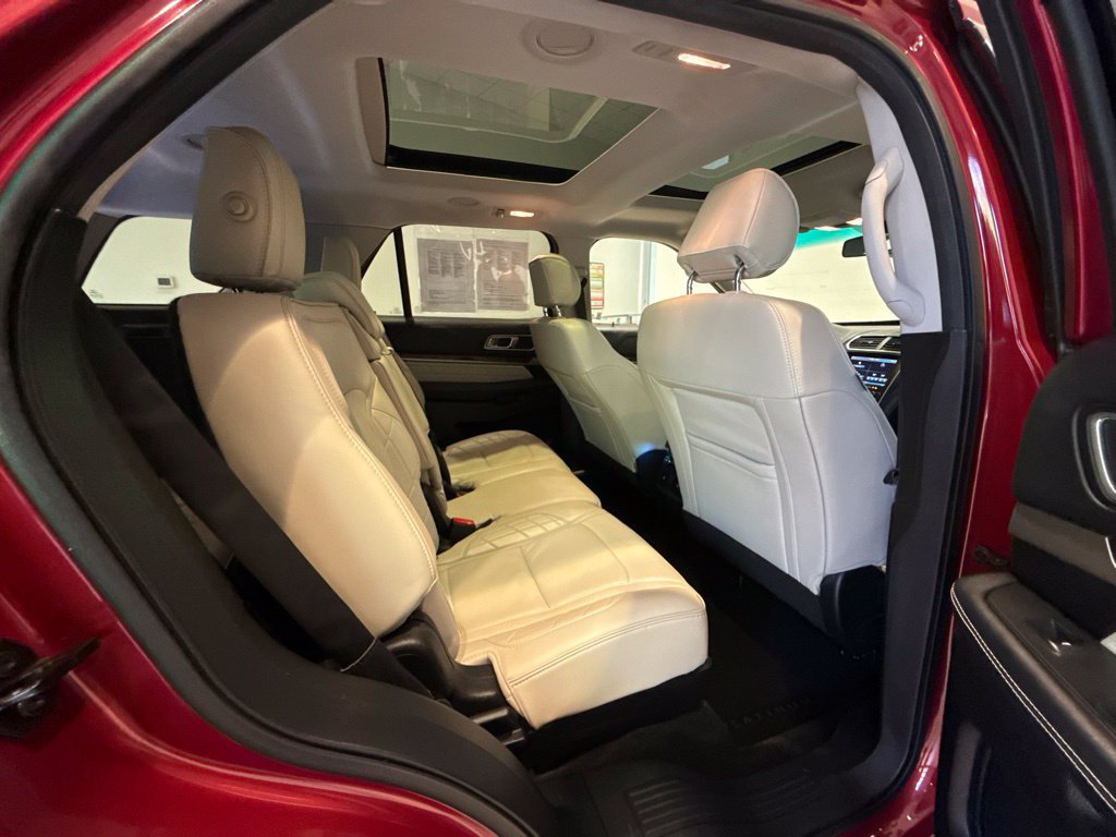 Used 2016 Ford Explorer Platinum AWD/4WD image 21