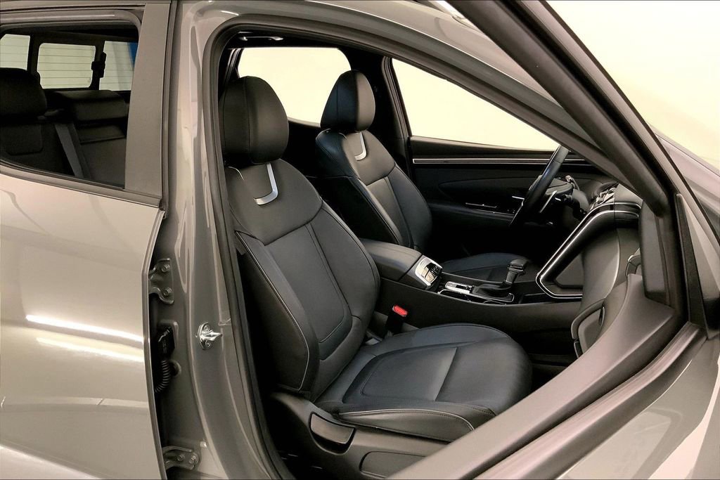 Used 2022 Hyundai Santa Cruz Limited image 6