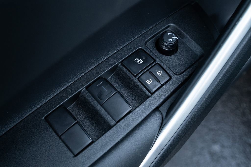 New 2026 Toyota Corolla Cross XLE w/ Convenience Package image 20