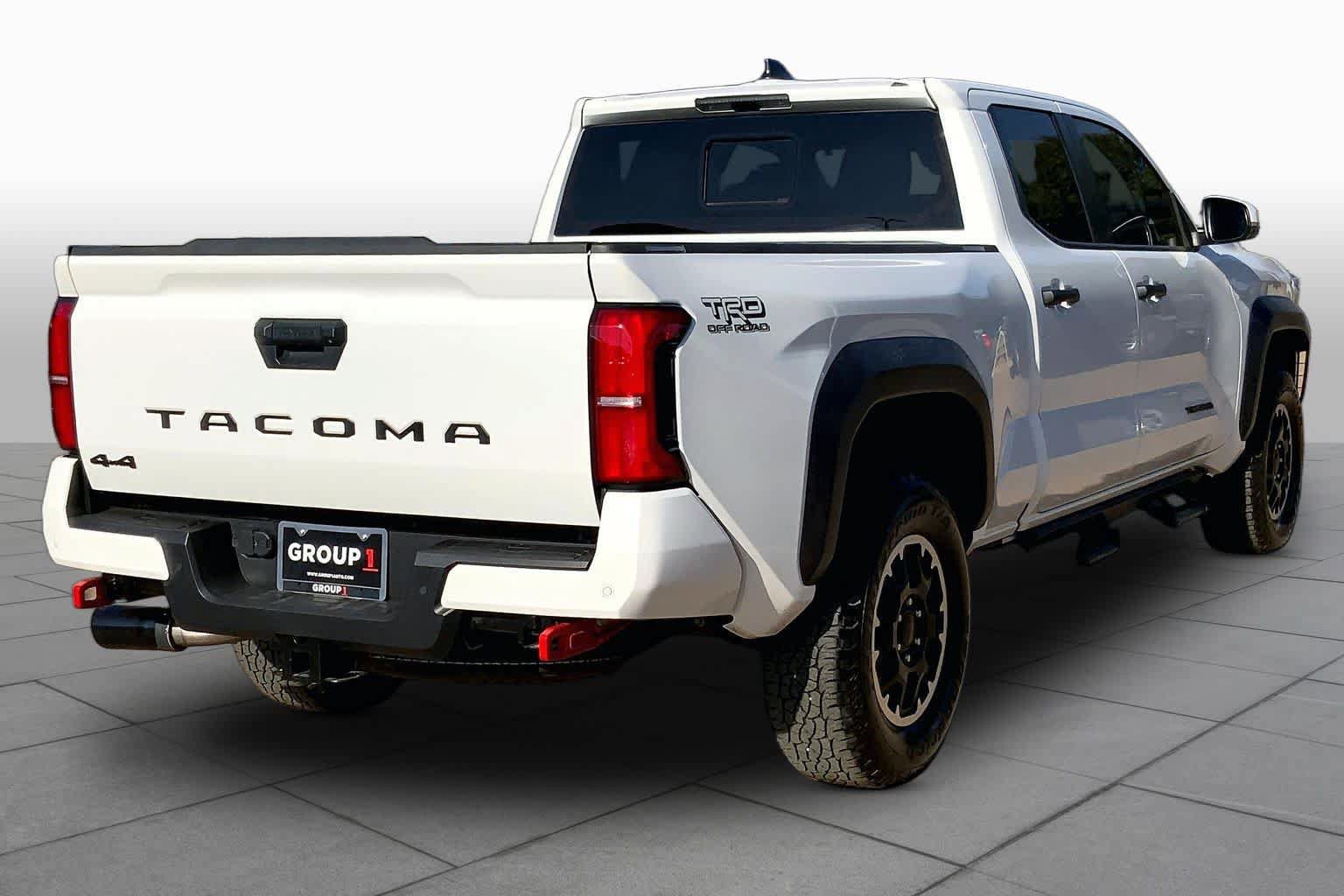 Used 2025 Toyota Tacoma TRD Off-Road w/ TRD Off Road Upgrade Package AWD/4WD image 13