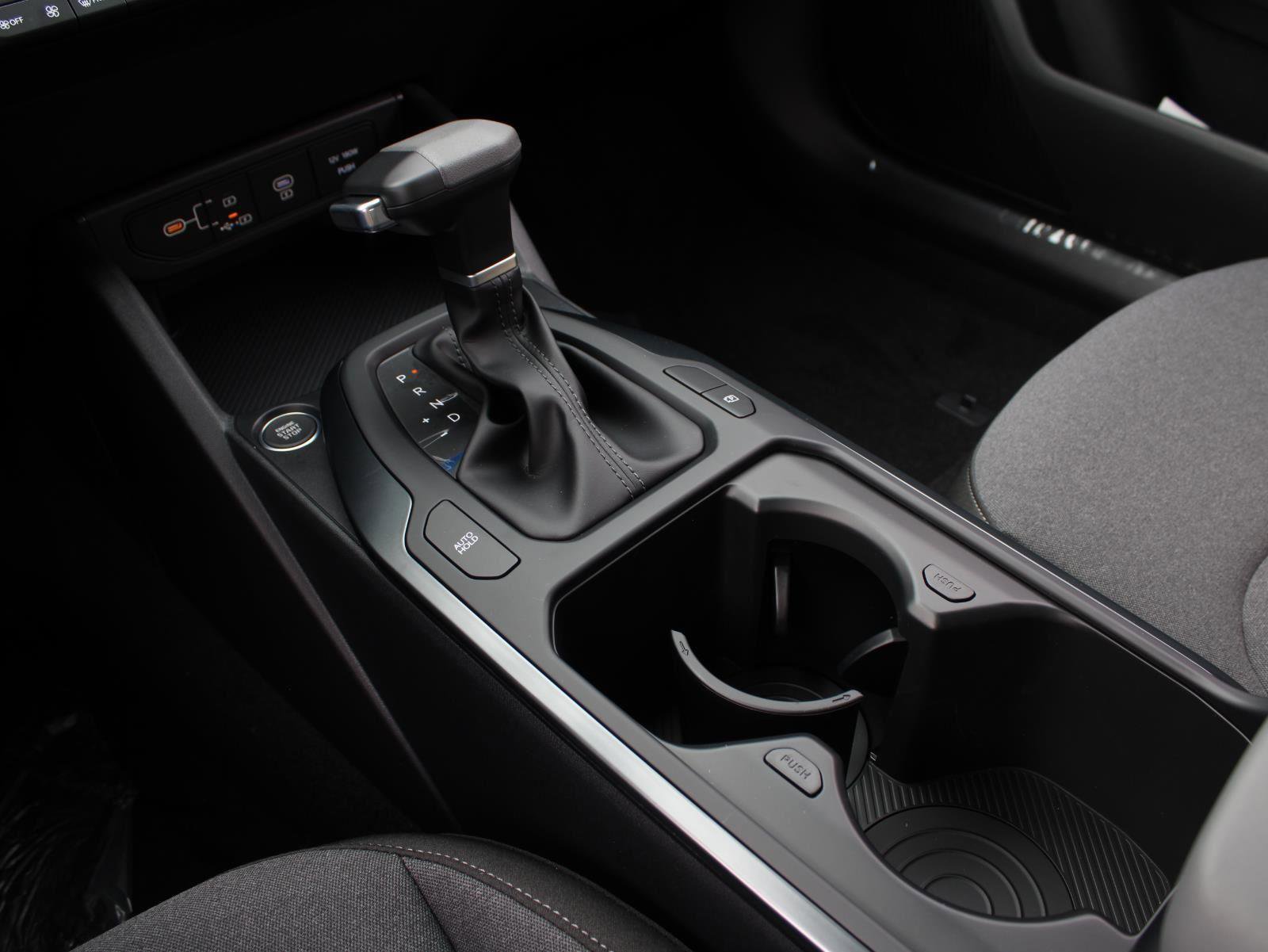 New 2025 Kia K4 LXS image 13