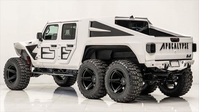 Used 2025 Jeep Gladiator Sport image 10