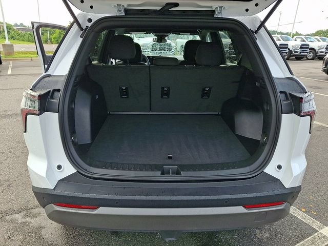 Used 2026 Chevrolet Equinox LT FWD image 29