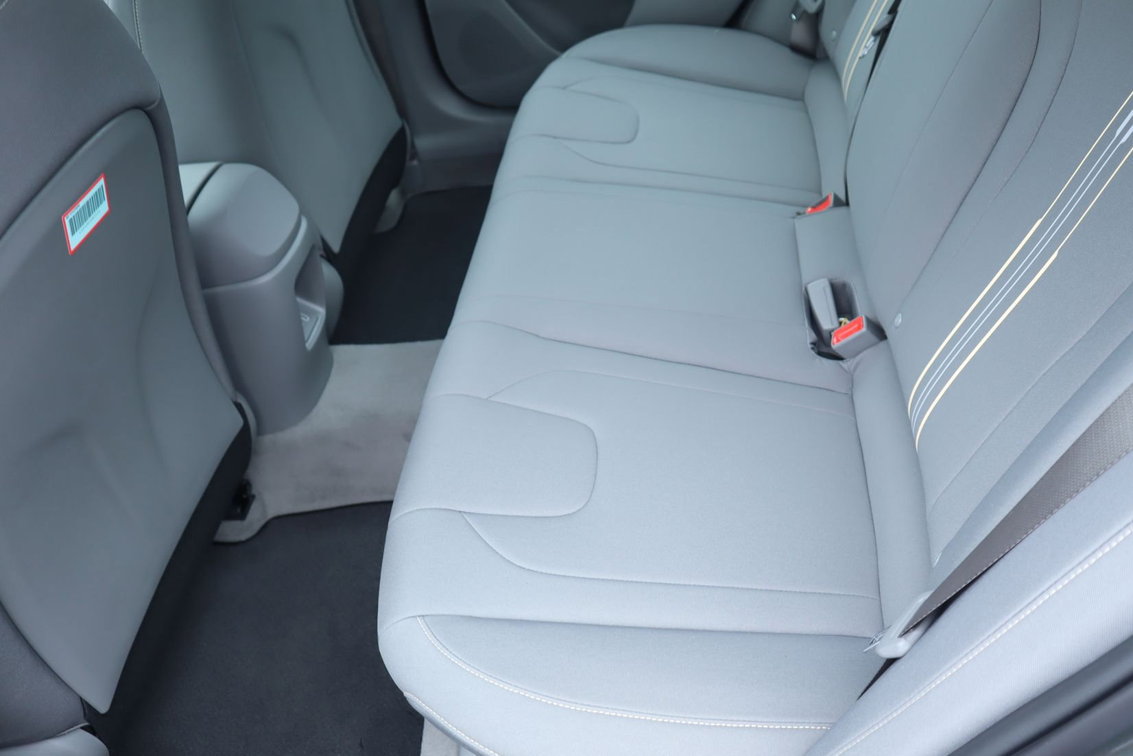 New 2026 Hyundai Elantra Sport FWD image 17
