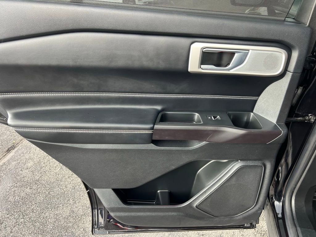 Used 2020 Ford Explorer ST w/ ST Street Pack image 24