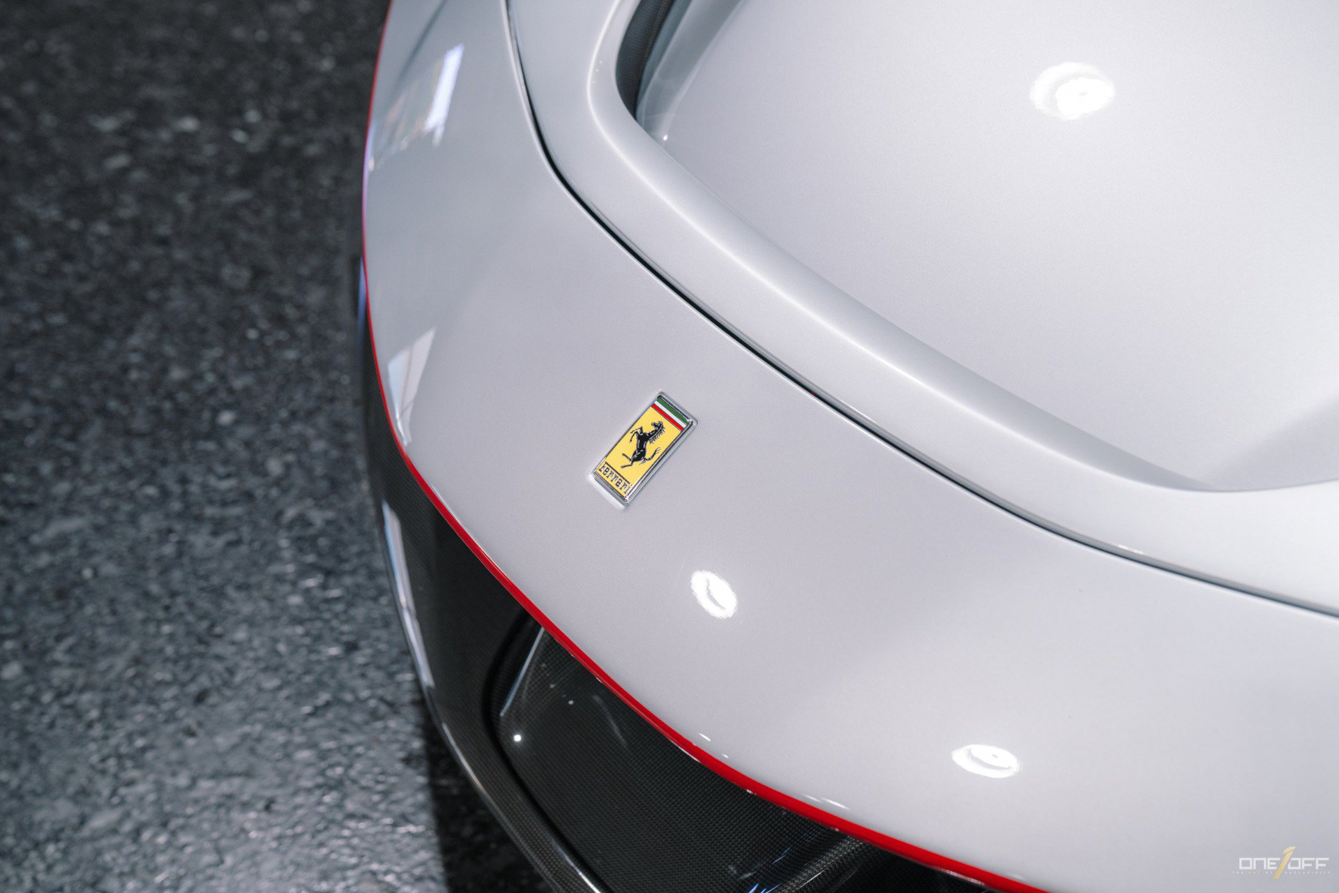 Used 2022 Ferrari SF90 Spider image 11