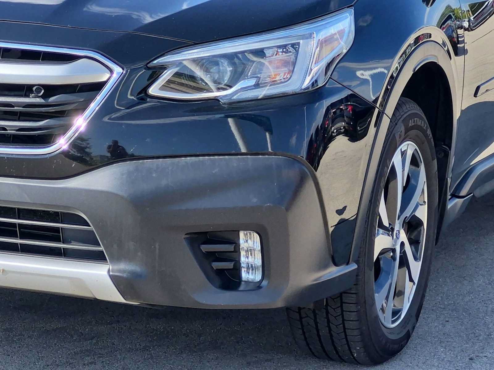 Used 2020 Subaru Outback Limited XT w/ Popular Package #2 AWD/4WD image 11