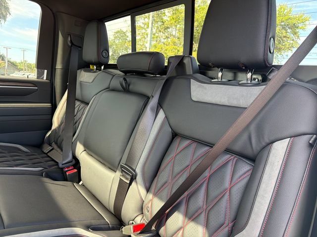 New 2026 Chevrolet Silverado 3500 High Country w/ High Country Premium Package AWD/4WD image 24