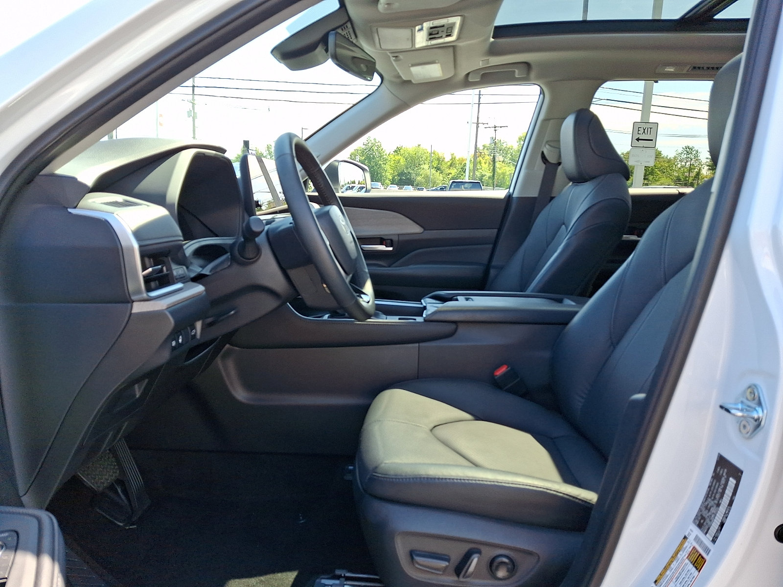 Used 2026 Toyota Grand Highlander AWD image 14