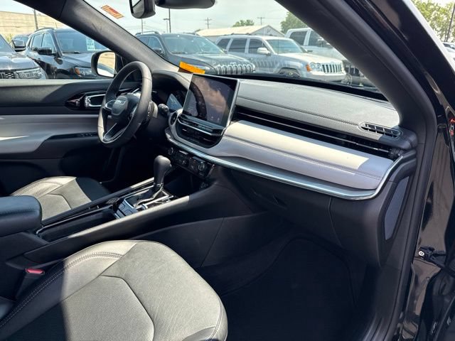 Certified 2023 Jeep Compass Limited AWD/4WD image 26