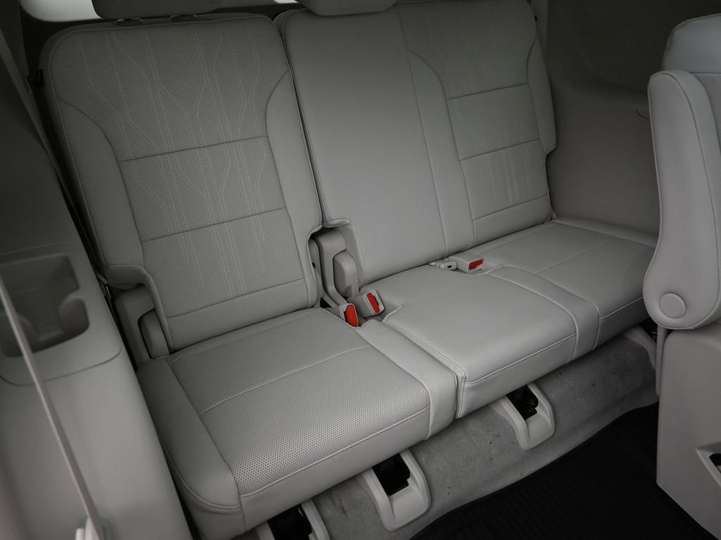 New 2026 Buick Enclave Avenir w/ Super Cruise Package image 9