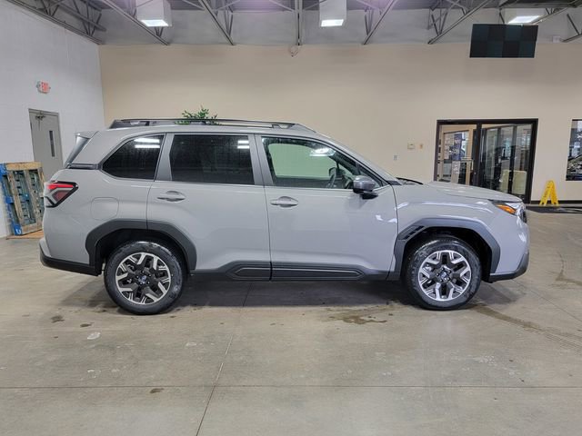 Used 2026 Subaru Forester Premium image 5