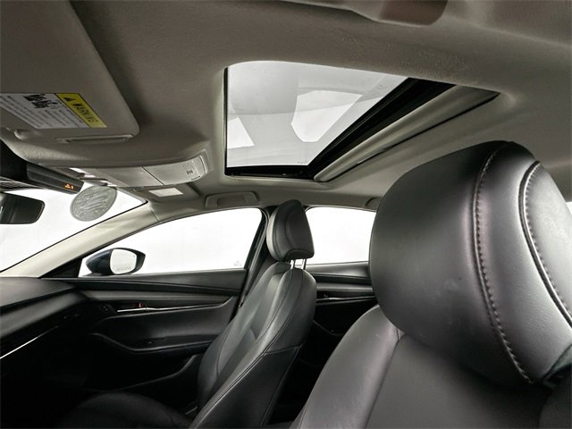 Used 2024 MAZDA MAZDA3 s image 19