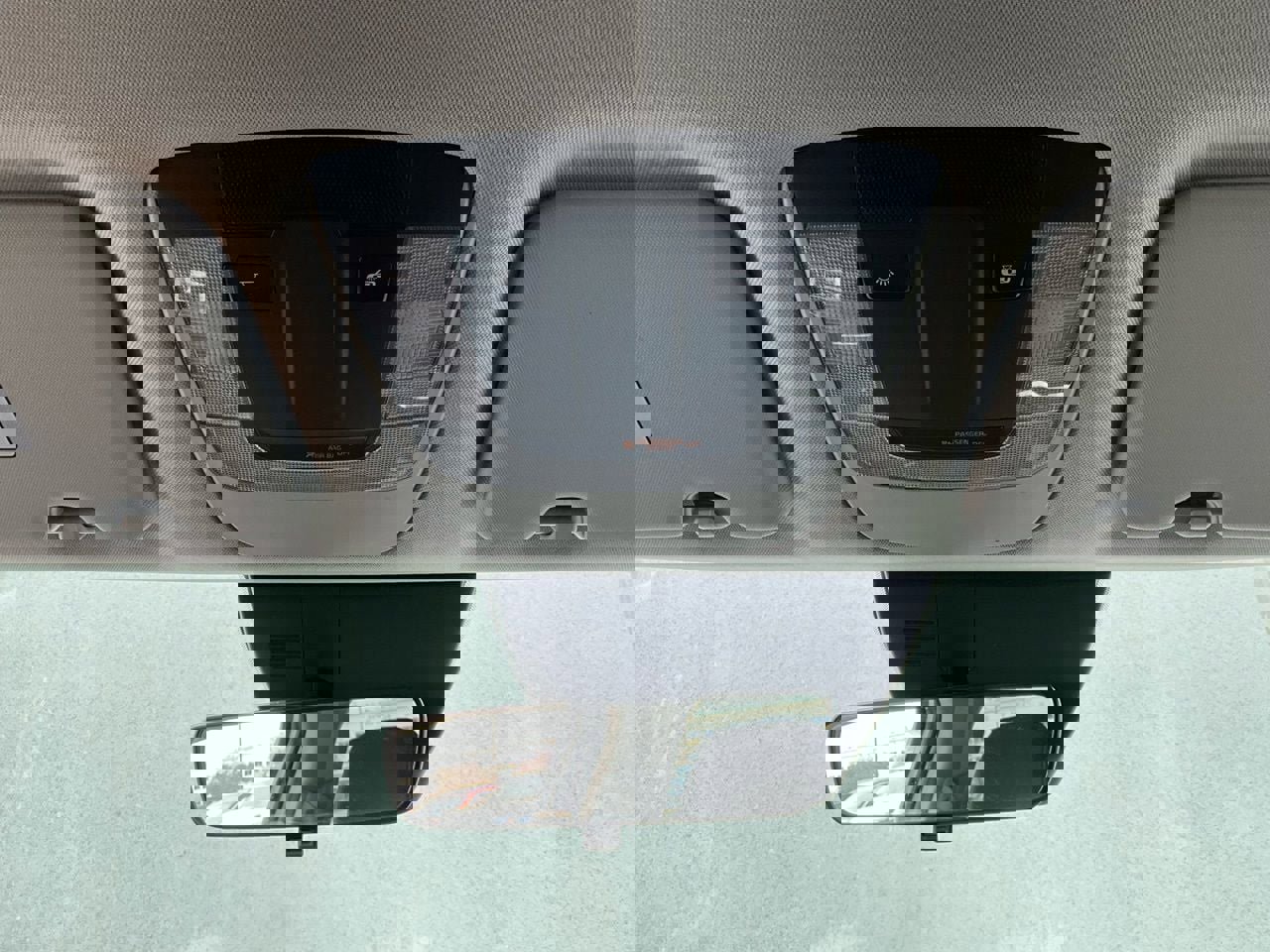 Used 2025 Kia Sportage LX image 15