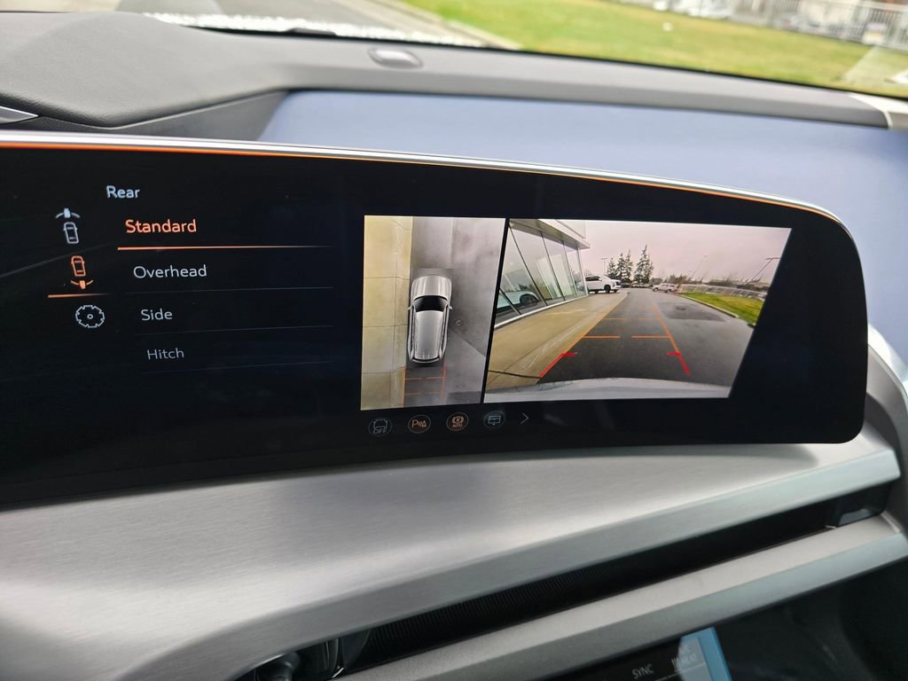 New 2026 Cadillac Vistiq Premium Luxury image 31