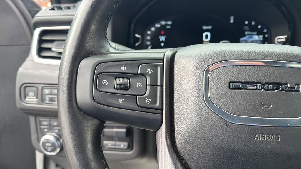 Used 2023 GMC Yukon XL Denali Ultimate image 28