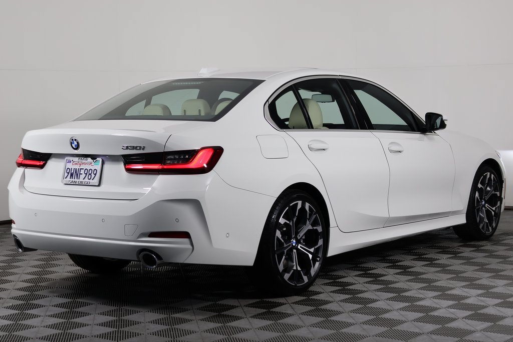 Certified 2026 BMW 330i Sedan w/ Premium Package RWD image 4