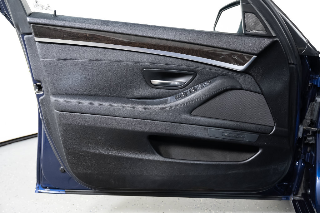 Used 2016 BMW 528i Sedan RWD image 32