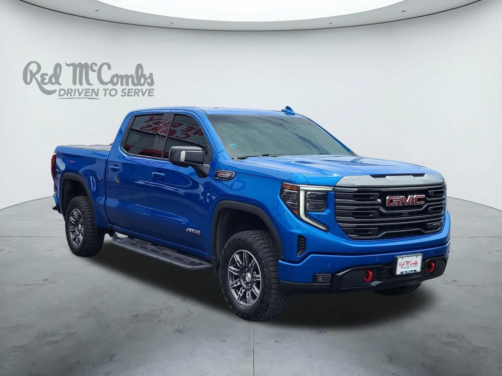 Used 2024 GMC Sierra 1500 AT4 w/ Technology Package AWD/4WD video 1