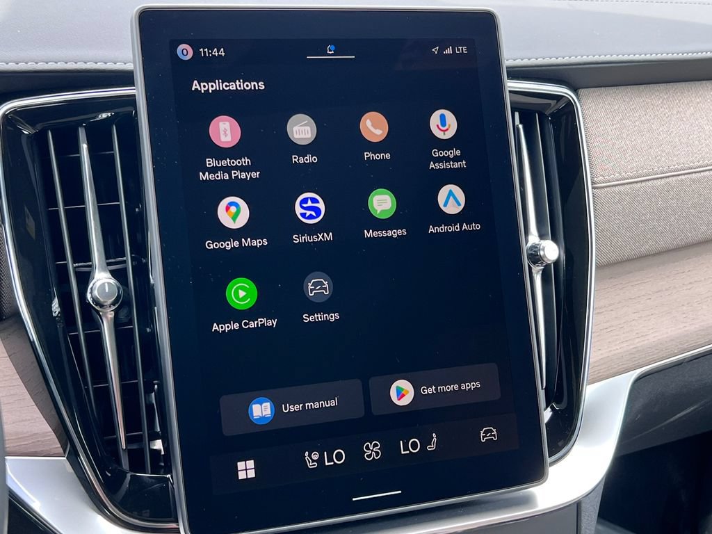 New 2026 Volvo XC90 B5 Core AWD/4WD image 19